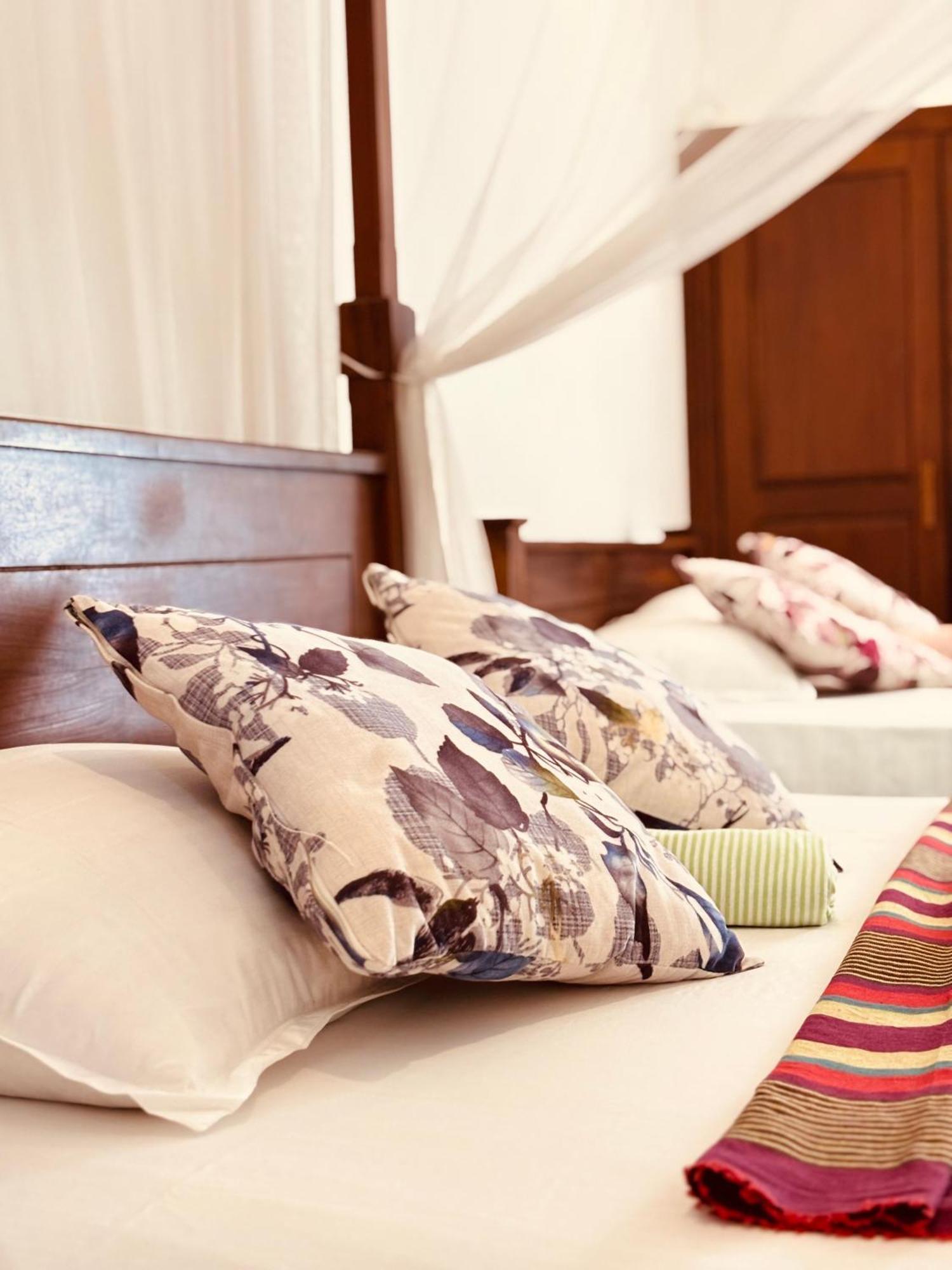 Hotel Indigo Unawatuna Ngoại thất bức ảnh