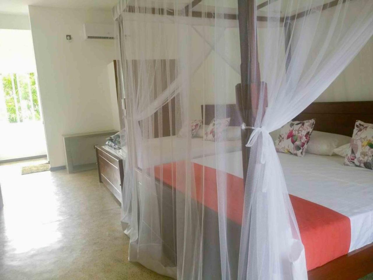 Hotel Indigo Unawatuna Ngoại thất bức ảnh